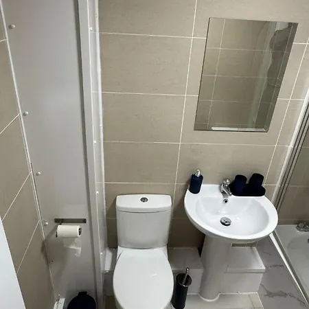 Modern Bright Flat & Stylish Leeds (West Yorkshire)